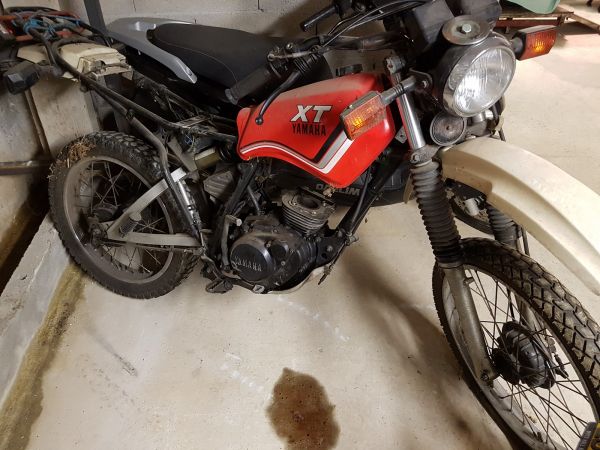 YAMAHA XT 125